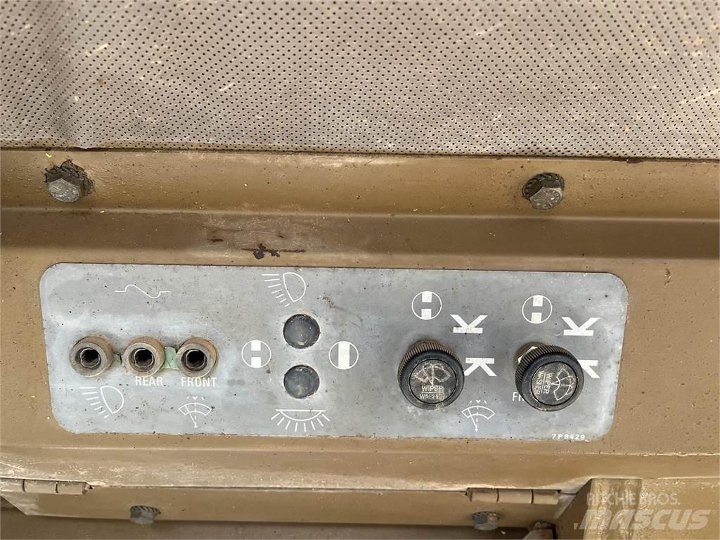 CAT 963 推土機