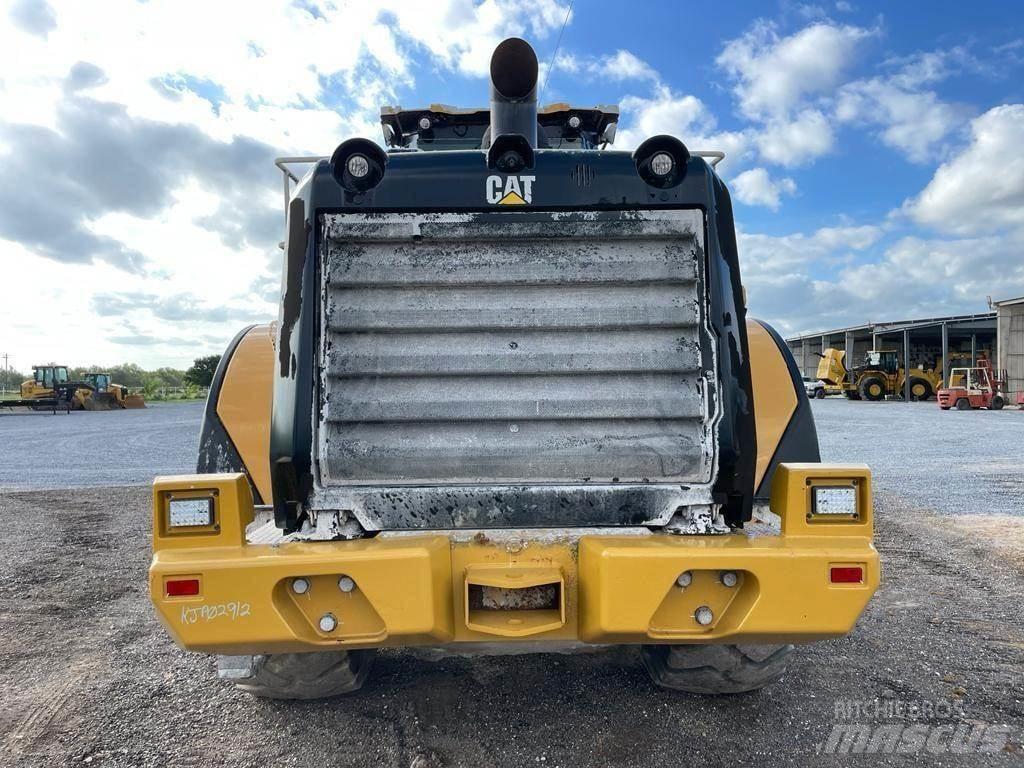 CAT 966M 輪胎式裝載機