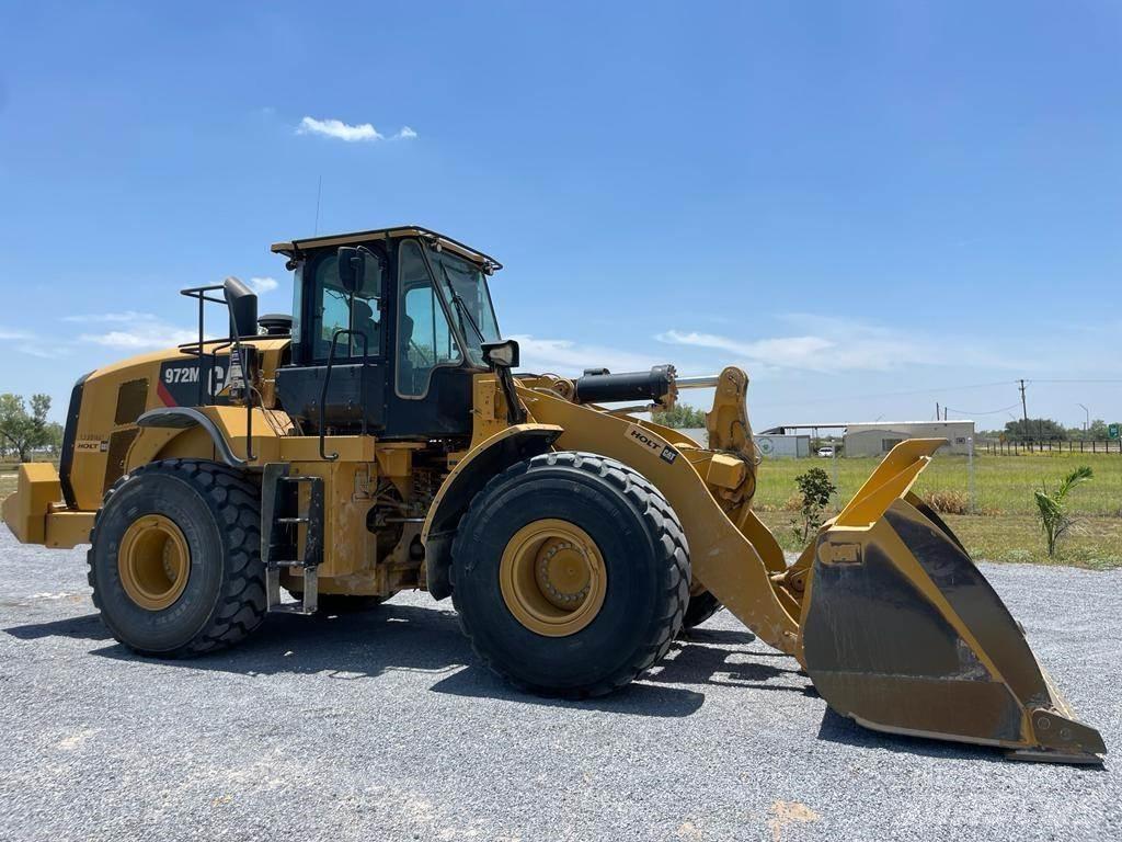 CAT 972M 輪胎式裝載機