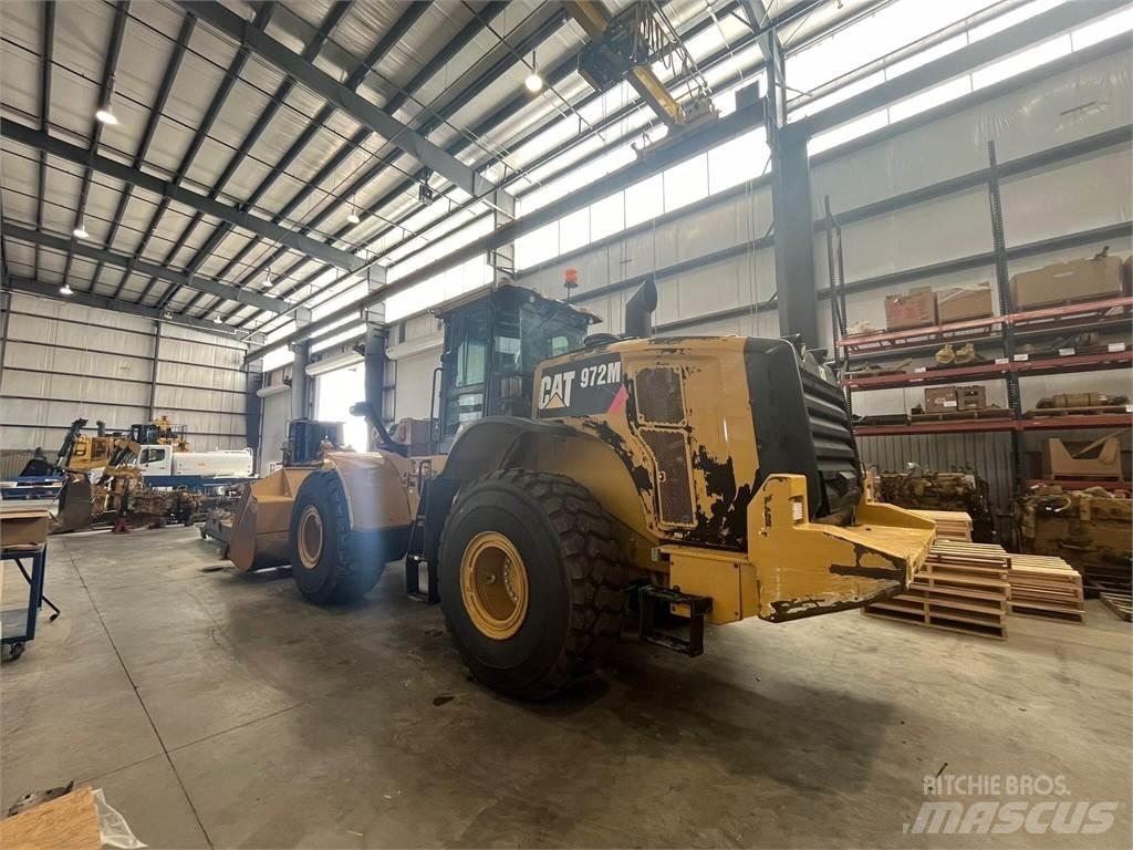 CAT 972M 輪胎式裝載機