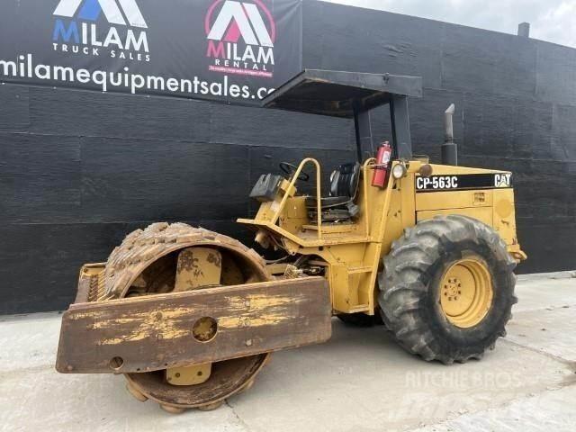 CAT CP-563C 廢棄物壓實機