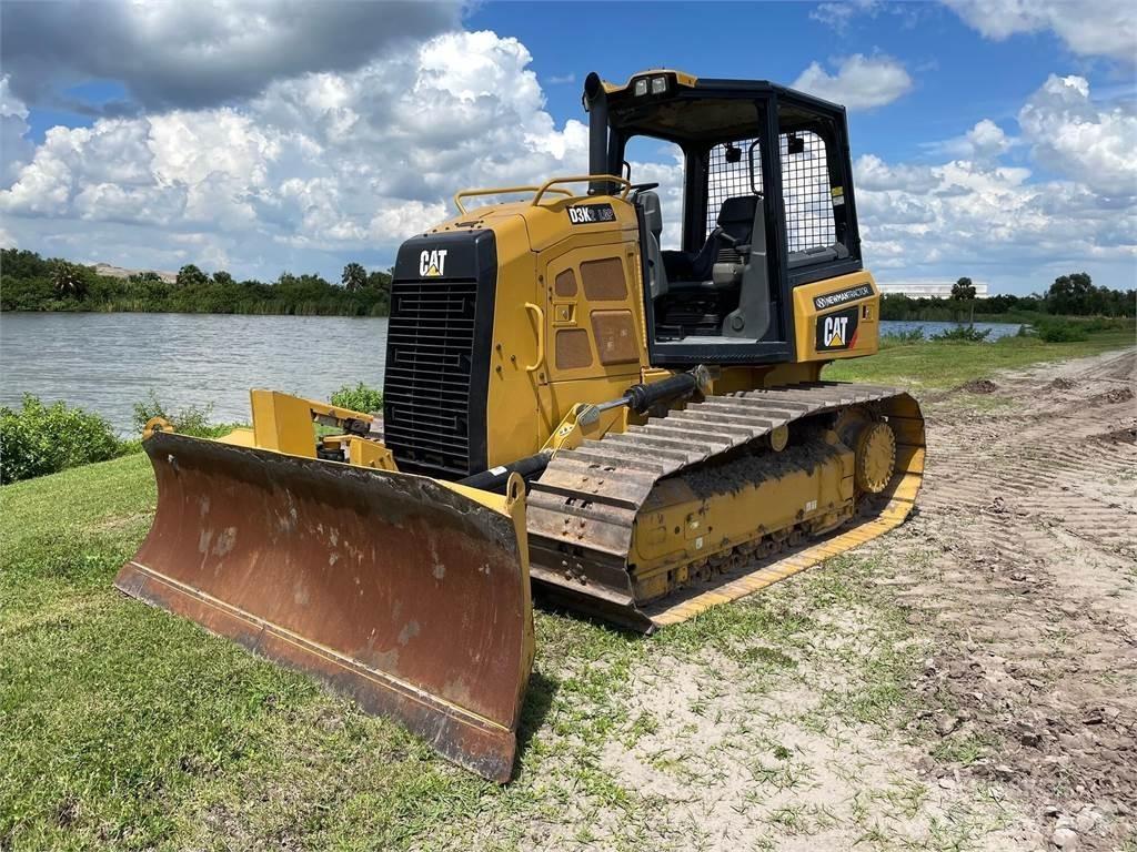 CAT D3K2 LGP 履帶推土機