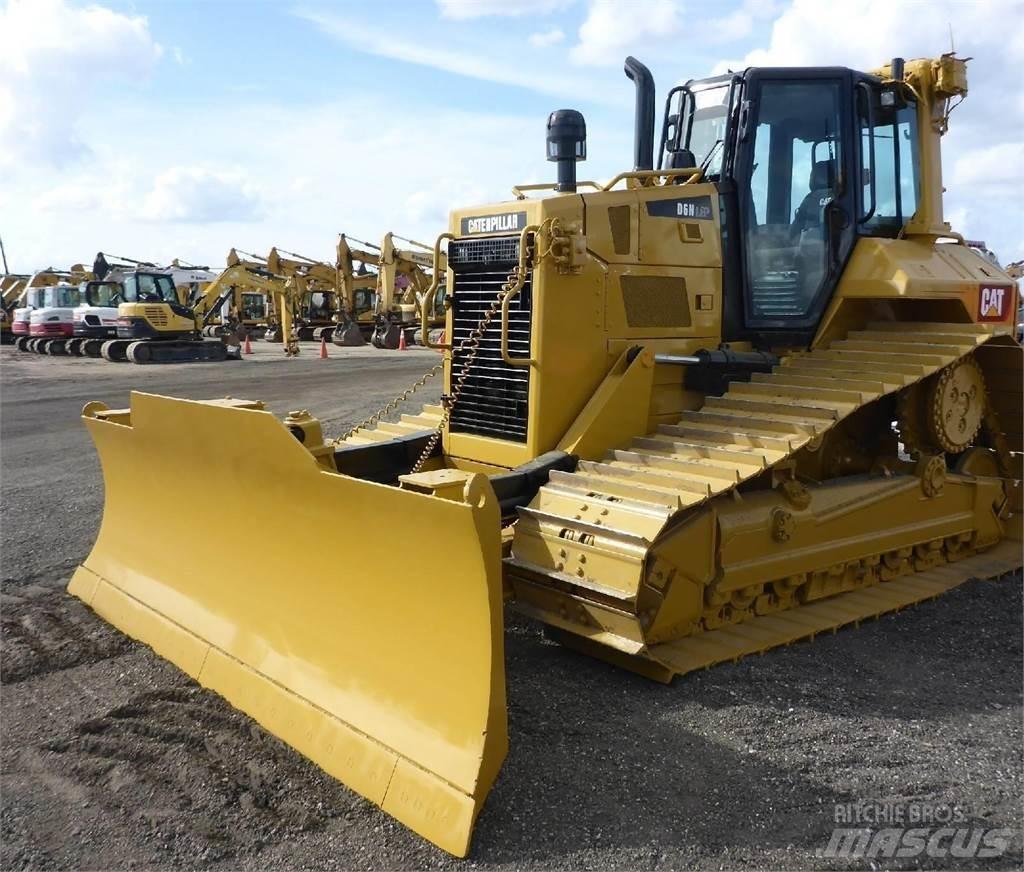 CAT D6N LGP 履帶推土機