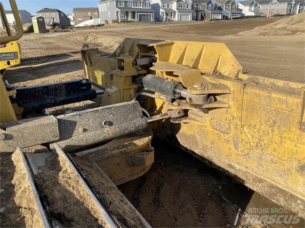 CAT D6N LGP 履帶推土機