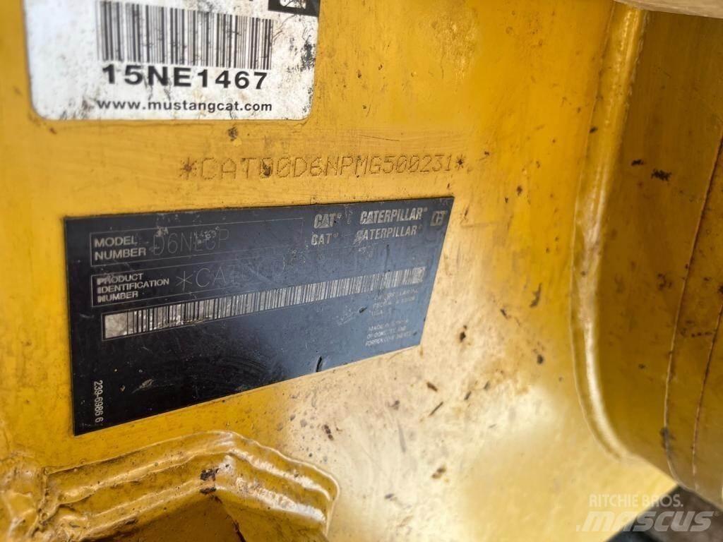 CAT D6N LGP 履帶推土機
