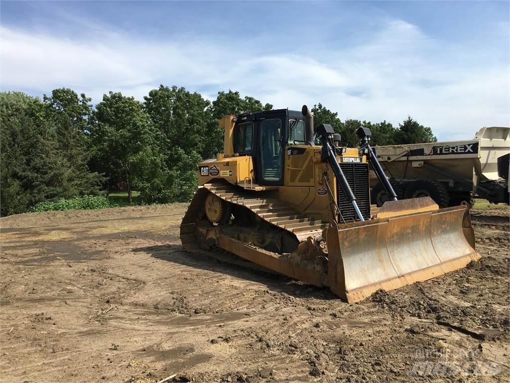 CAT D6T LGP 履帶推土機