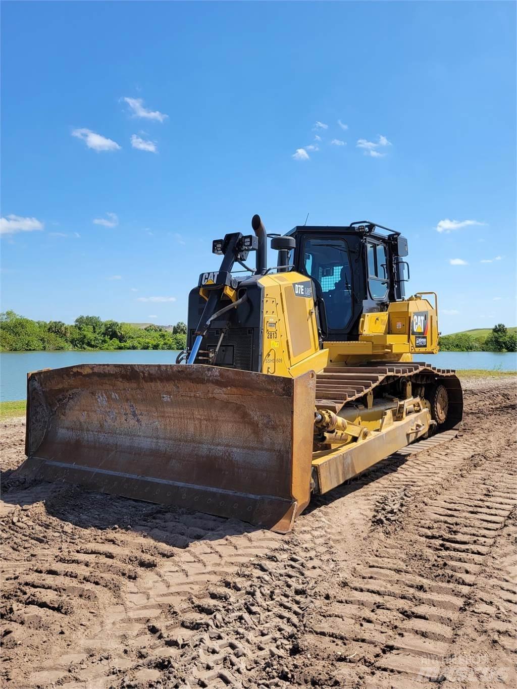 CAT D7E LGP 履帶推土機