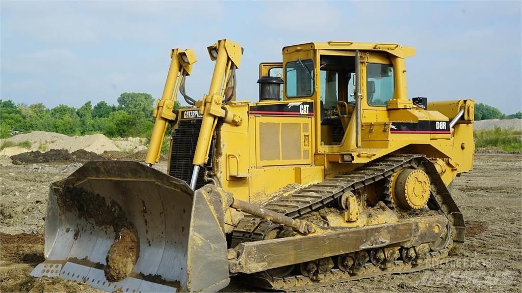 CAT D8R 履帶推土機
