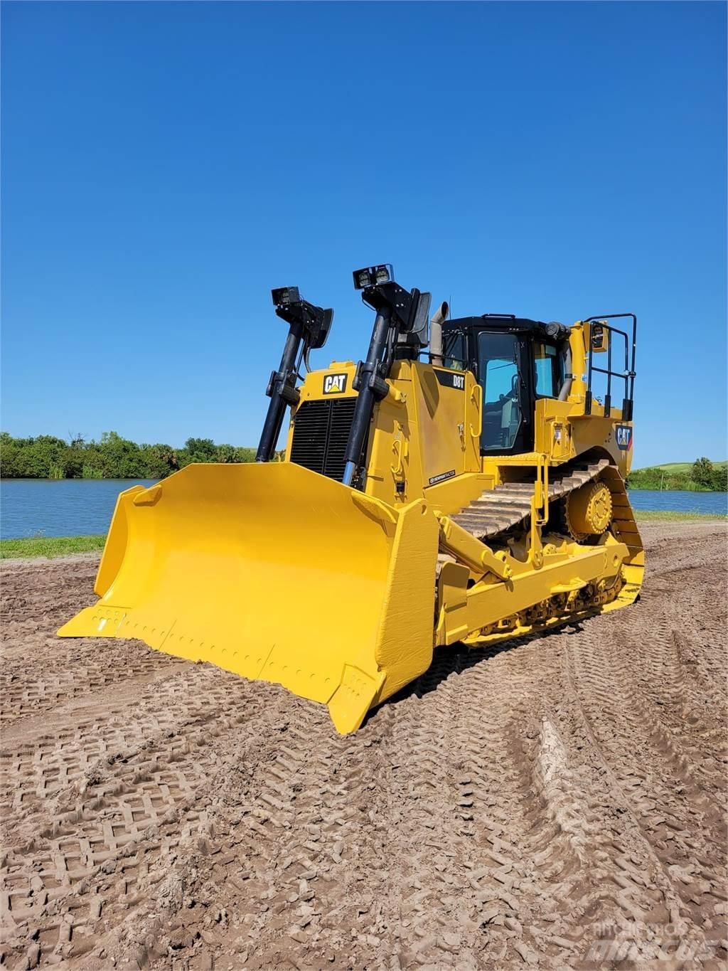 CAT D8T 履帶推土機