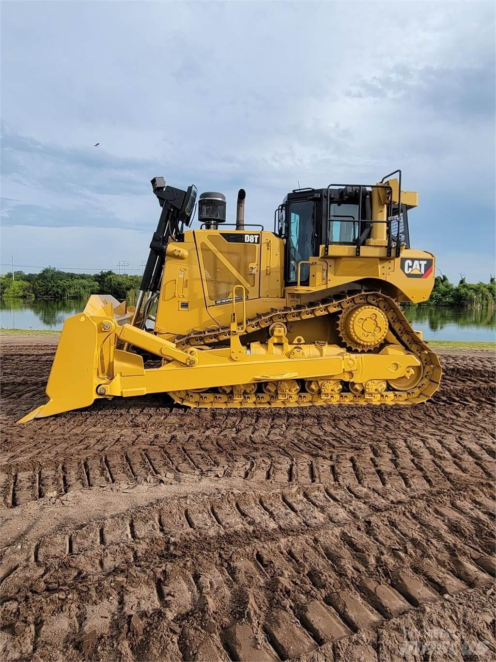 CAT D8T 履帶推土機