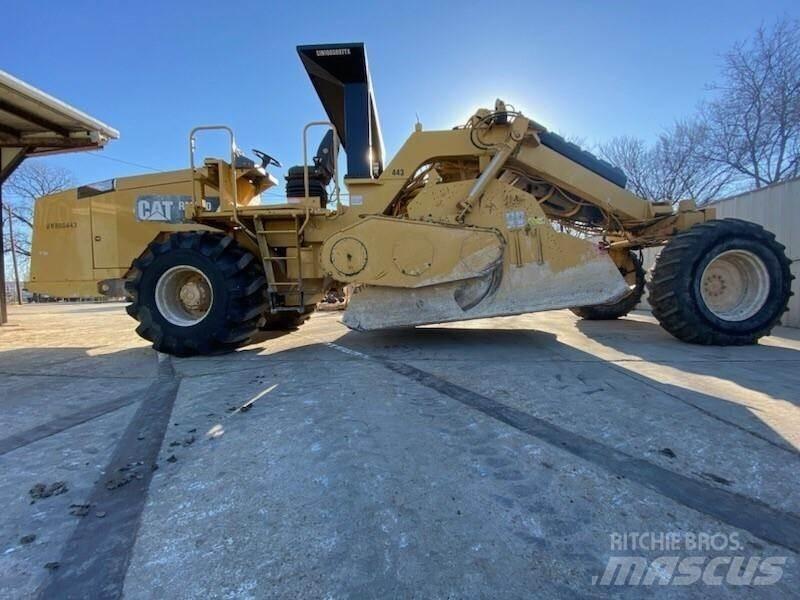 CAT RM-300 瀝青再生設備