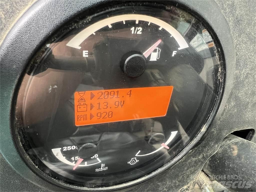 CAT TL1255C 伸縮臂操作車