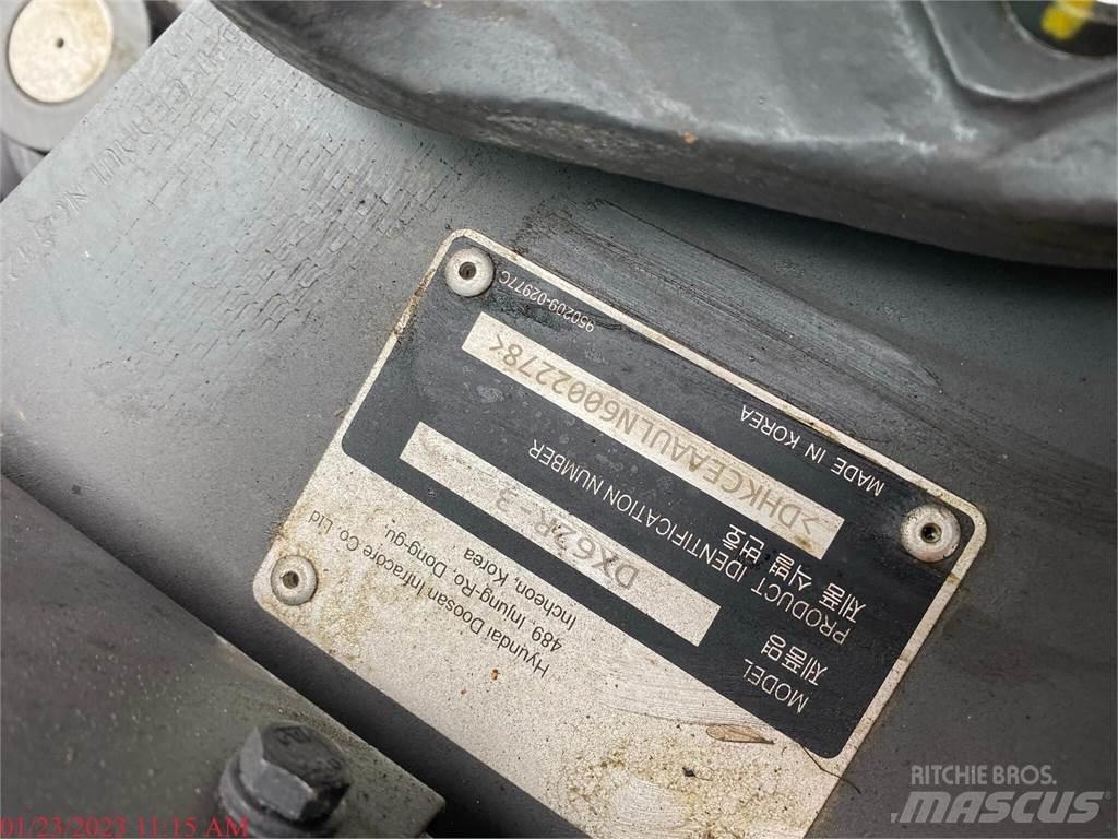 Develon DX62R-3 履帶式 挖土機/掘鑿機/挖掘機