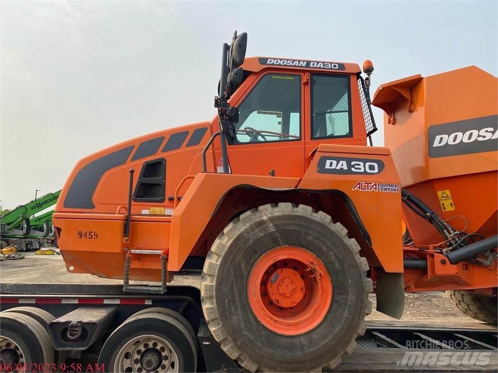 Doosan DA30-5 鉸接式起吊車
