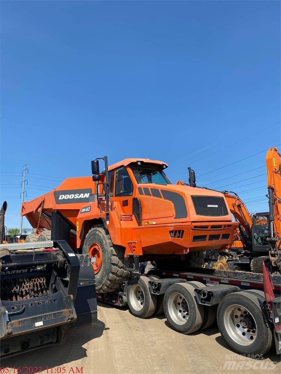 Doosan DA40-5 鉸接式起吊車