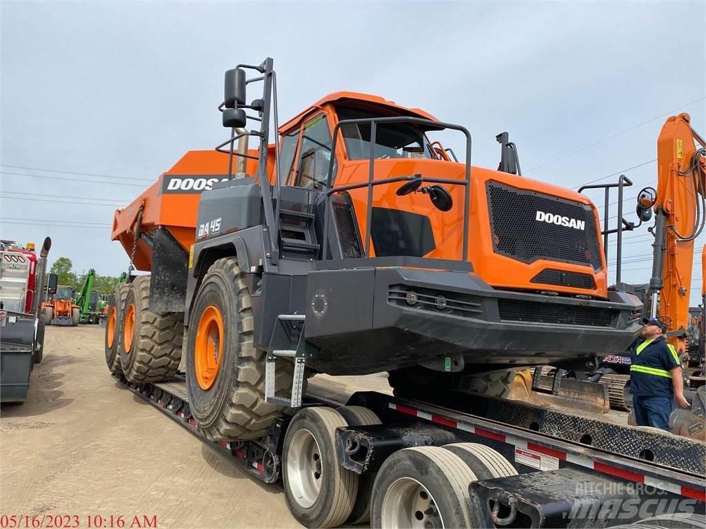 Doosan DA45-5 鉸接式起吊車