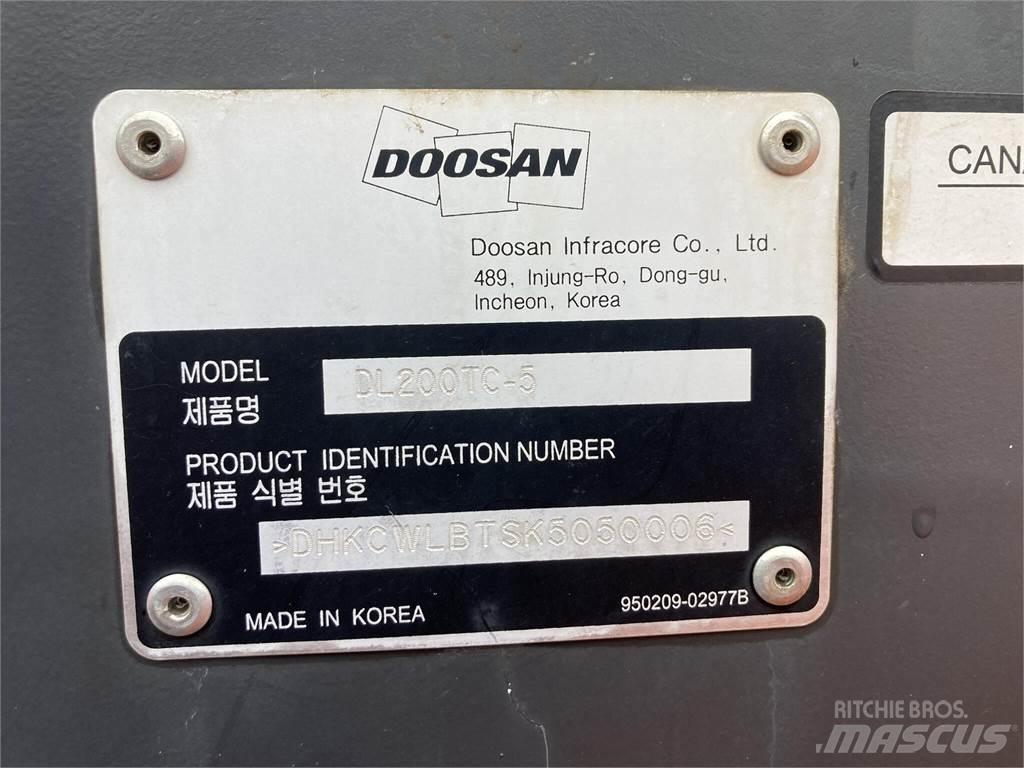 Doosan DL200TC-5 輪胎式裝載機