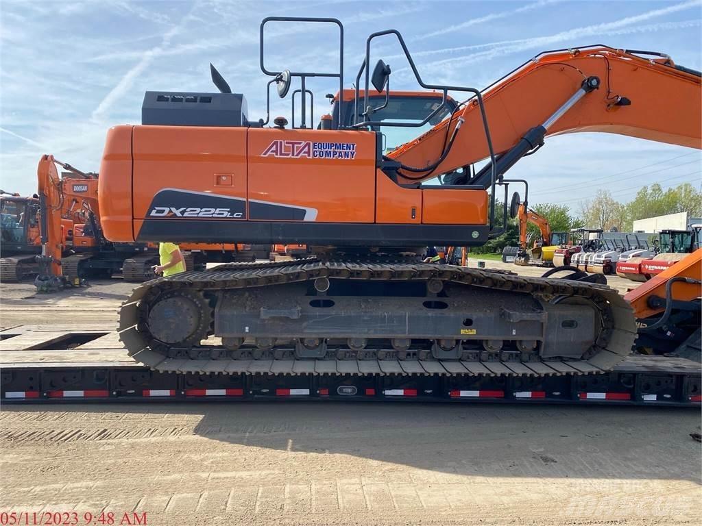 Doosan DX225 LC-5 履帶式 挖土機/掘鑿機/挖掘機