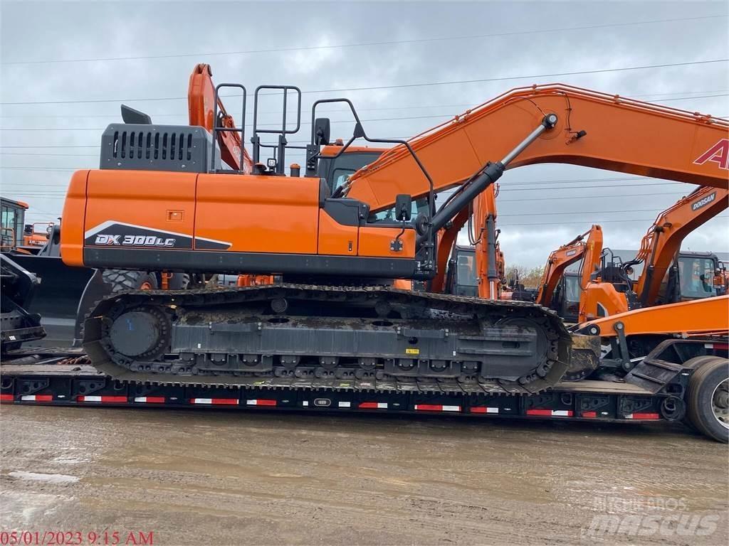 Doosan DX300 LC 履帶式 挖土機/掘鑿機/挖掘機