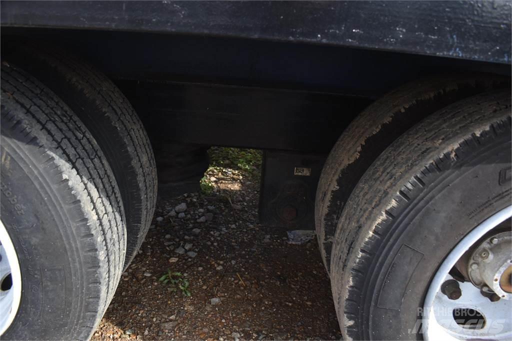  EMI 地架式半拖車