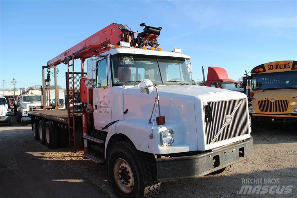 Fassi F230SE 鉗式裝載機
