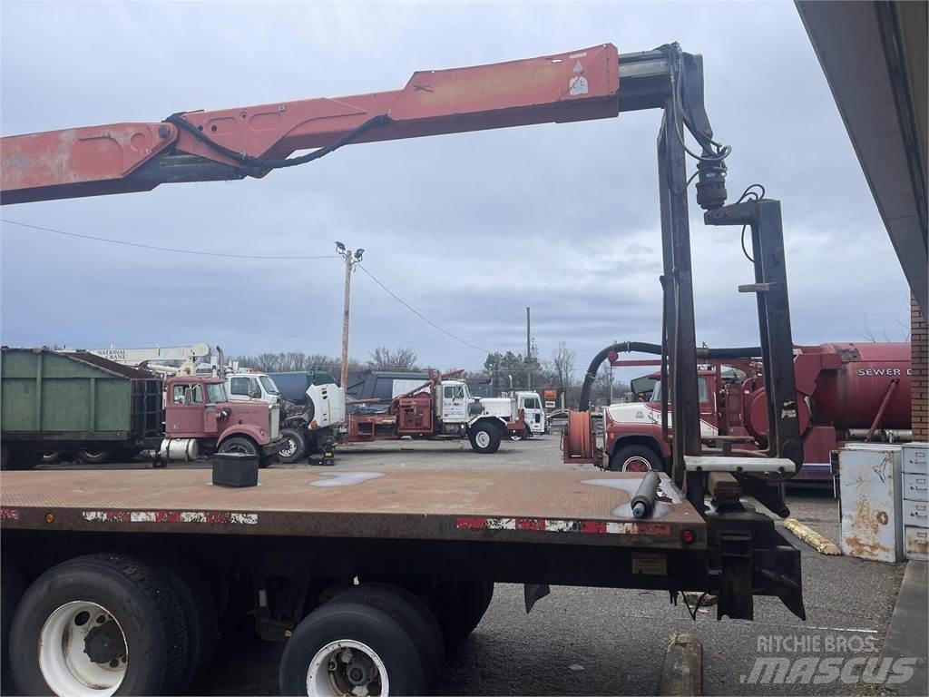 Fassi F230SE 鉗式裝載機