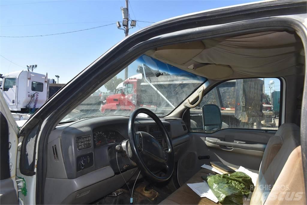 Ford F450 傾卸式卡車