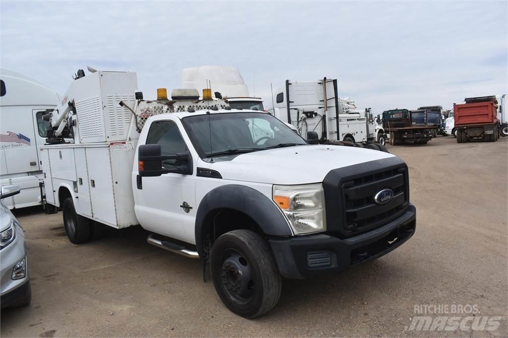Ford F550 都市/通用型車輛