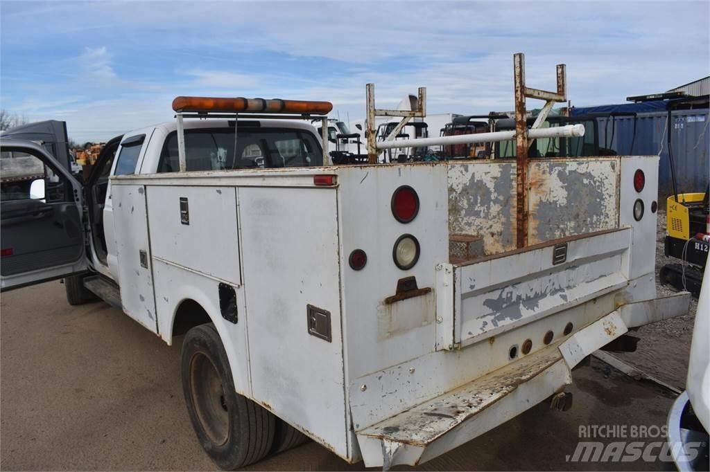 Ford F550 都市/通用型車輛