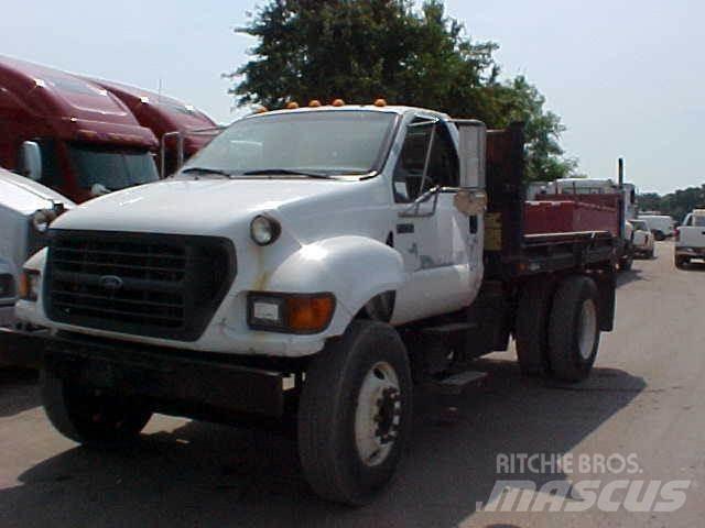 Ford F750 傾卸式卡車