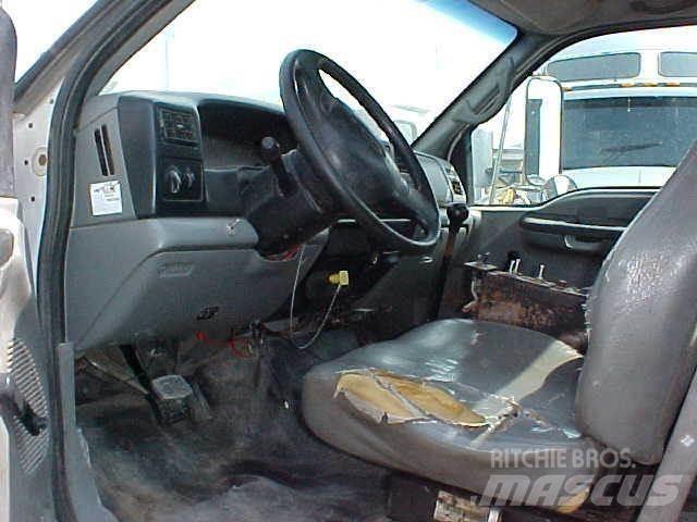 Ford F750 傾卸式卡車