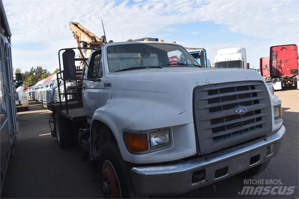 Ford F800 起重機卡車