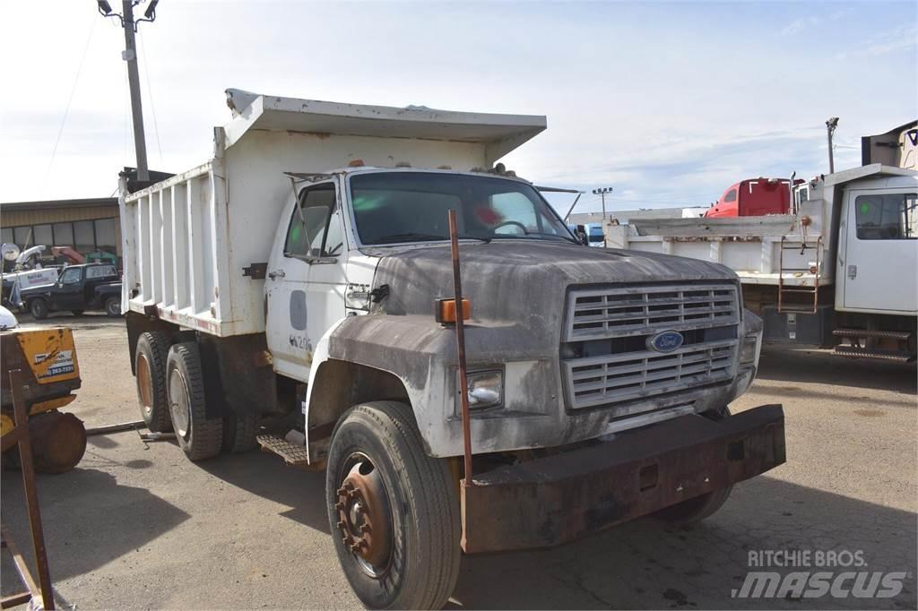 Ford F900 傾卸式卡車