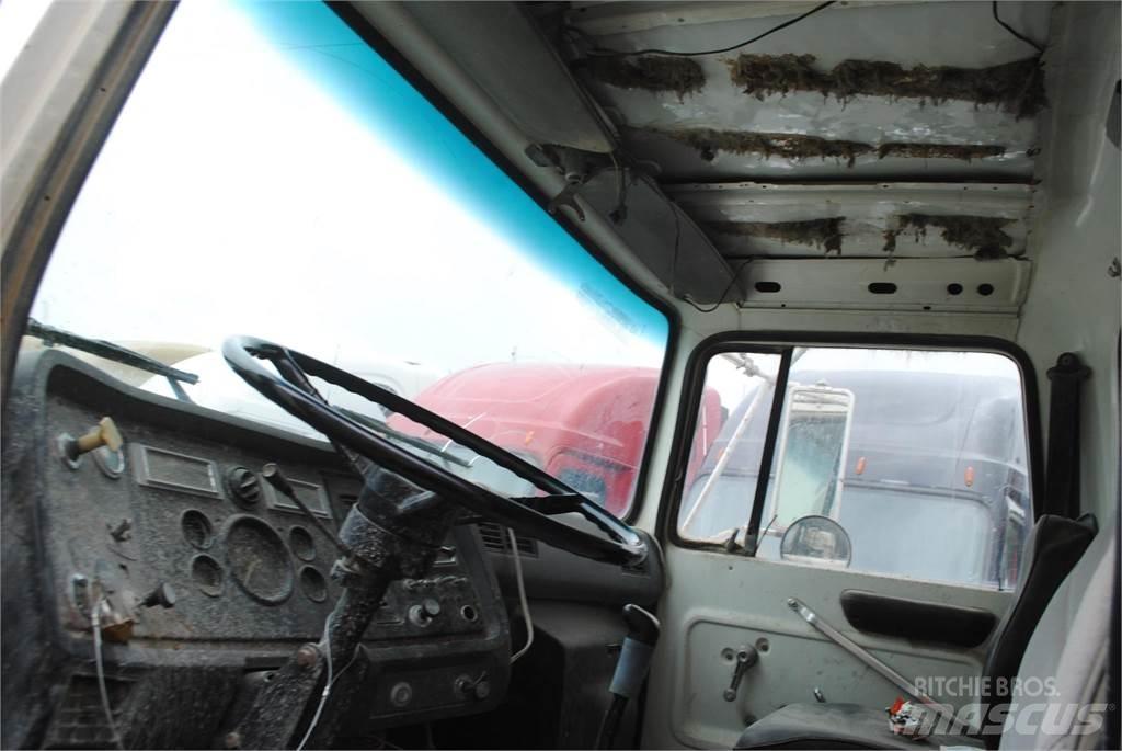 Ford L8000 混凝土車