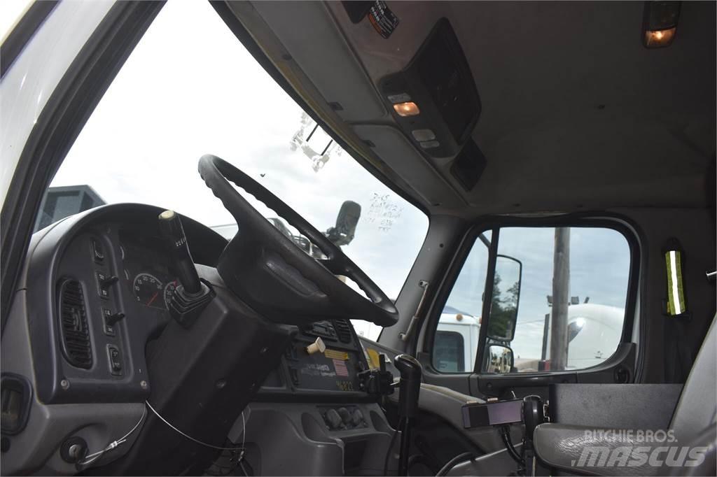 Freightliner 108SD 都市/通用型車輛