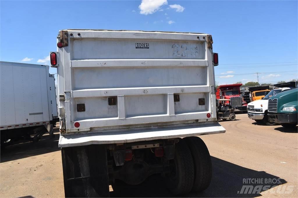 Freightliner 114SD 傾卸式卡車