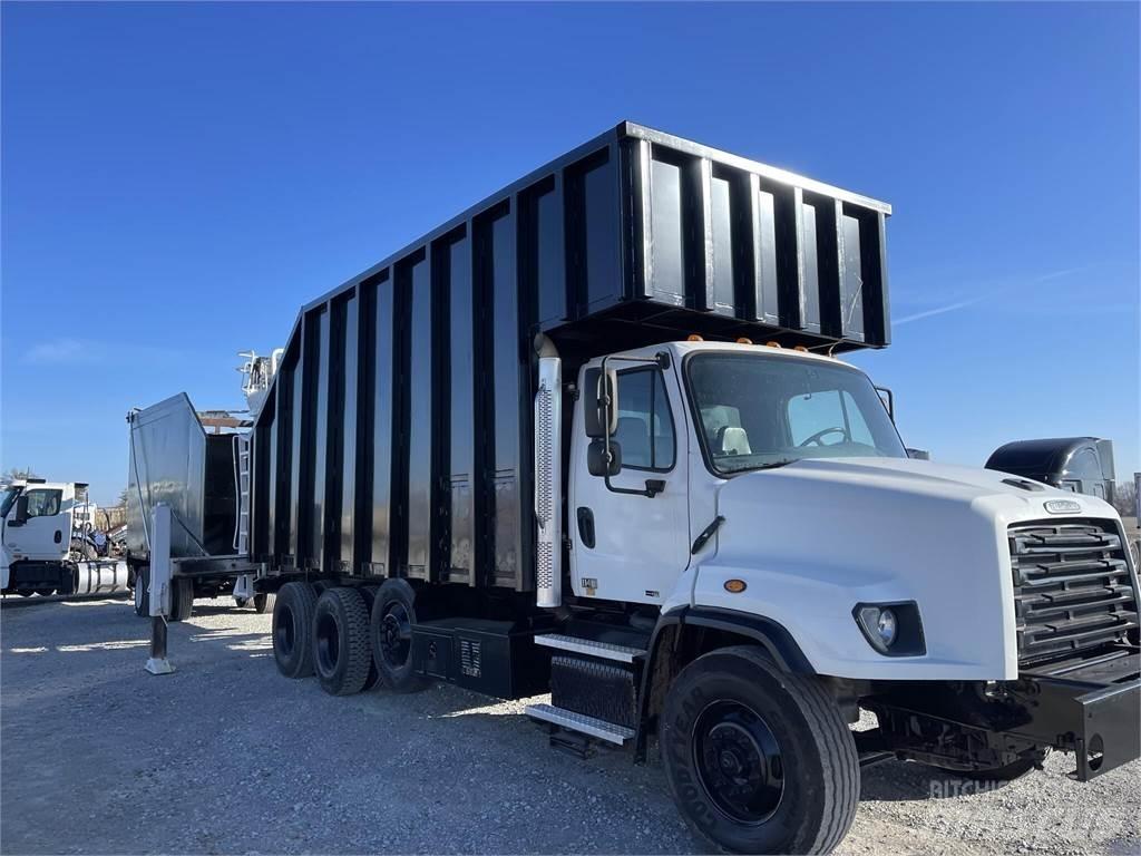 Freightliner 114SD 起重機卡車