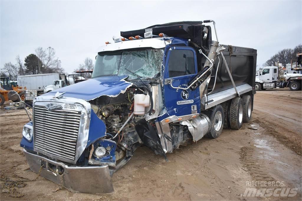 Freightliner 122SD 傾卸式卡車