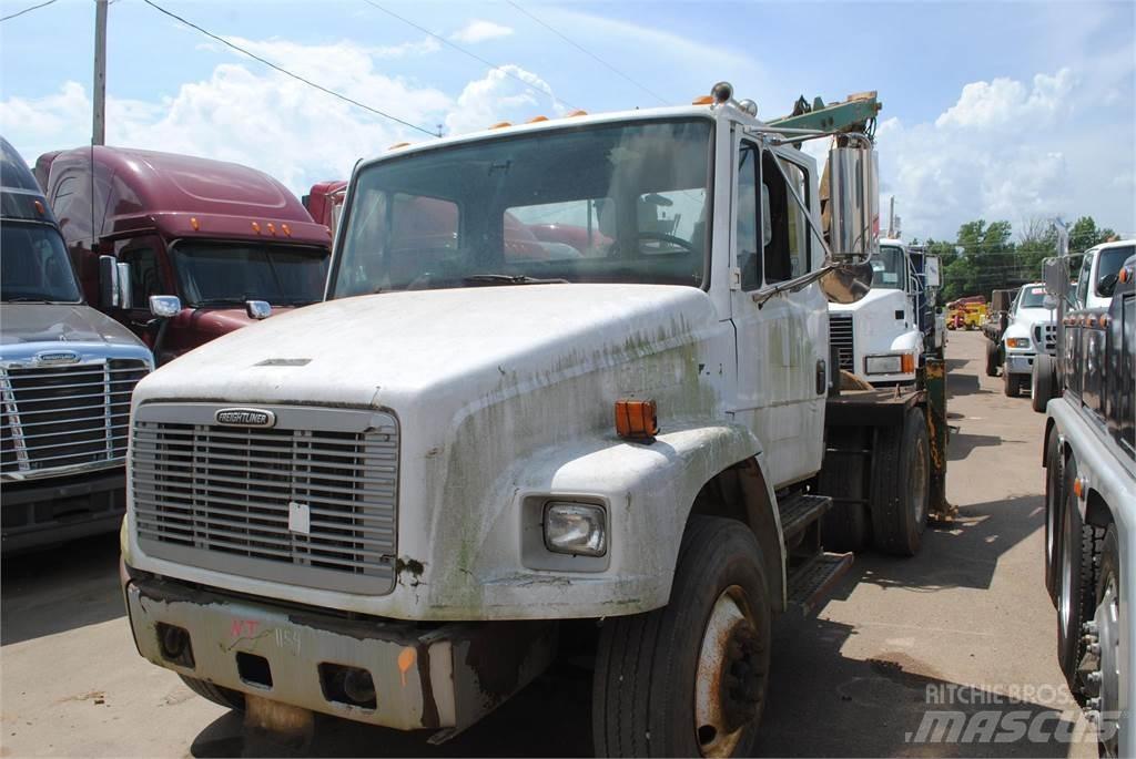 Freightliner FL70 起重機卡車