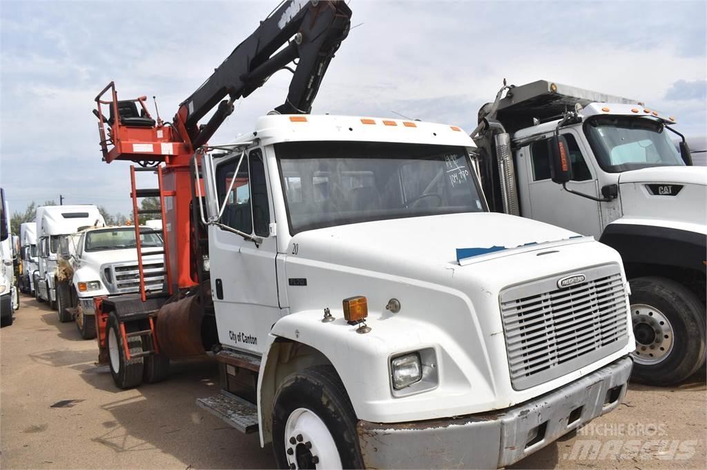Freightliner FL70 起重機卡車