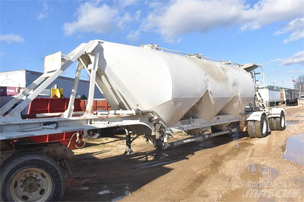 Fruehauf  罐體拖車
