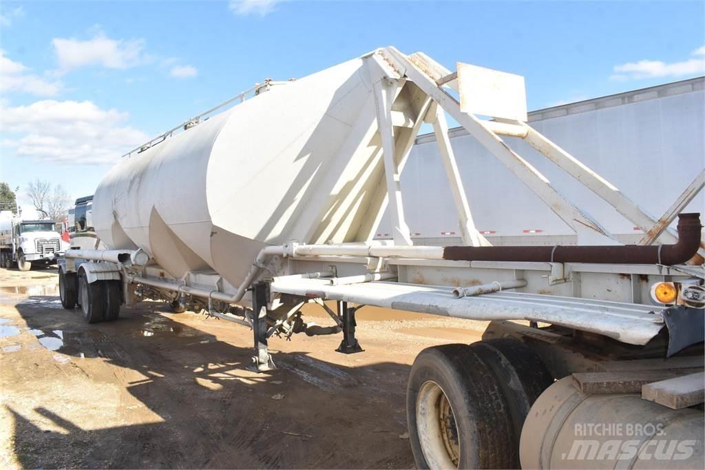 Fruehauf  罐體拖車
