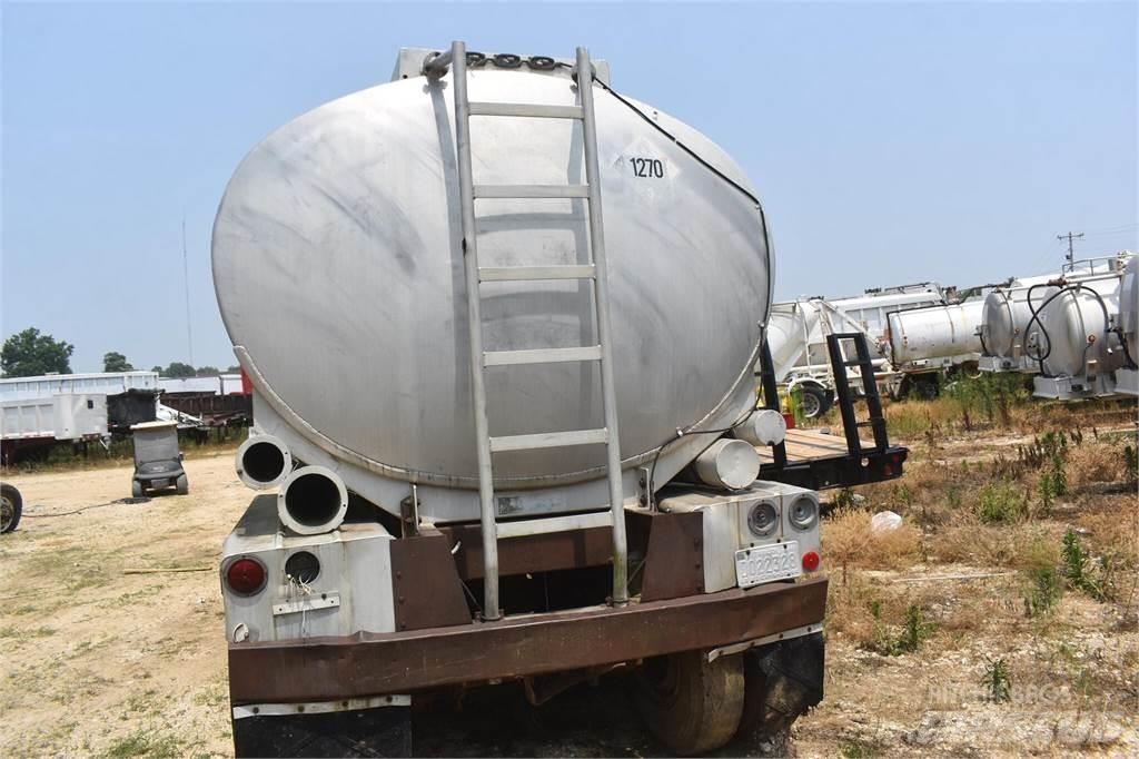 Fruehauf  罐體拖車