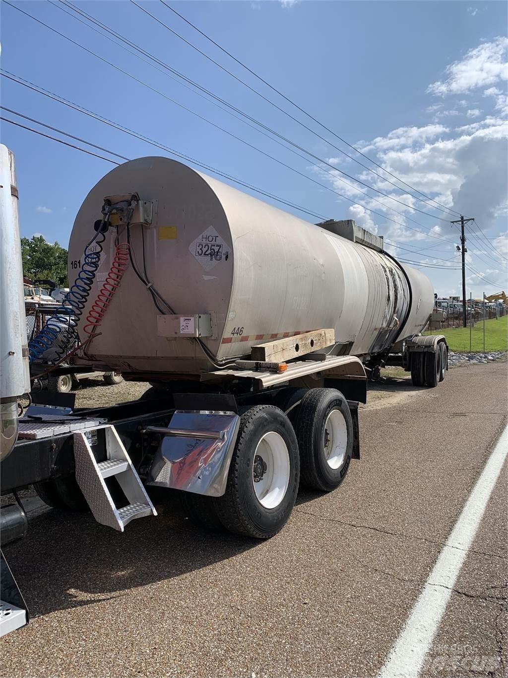 Fruehauf  瀝青熱熔器