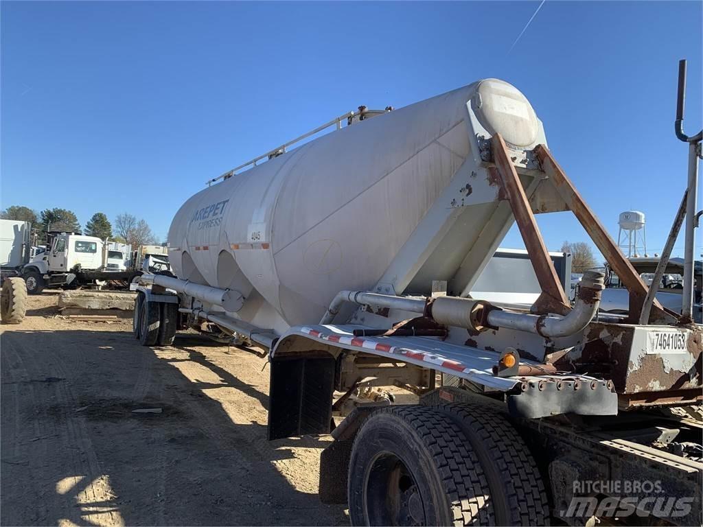 Fruehauf  罐體拖車