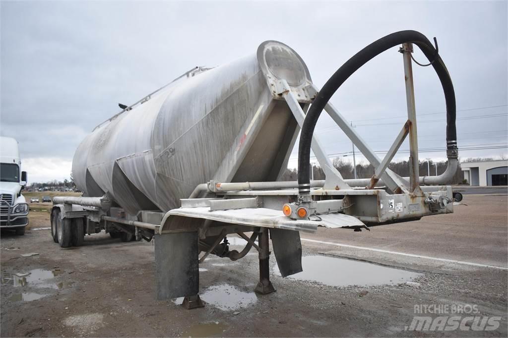 Fruehauf  罐體拖車
