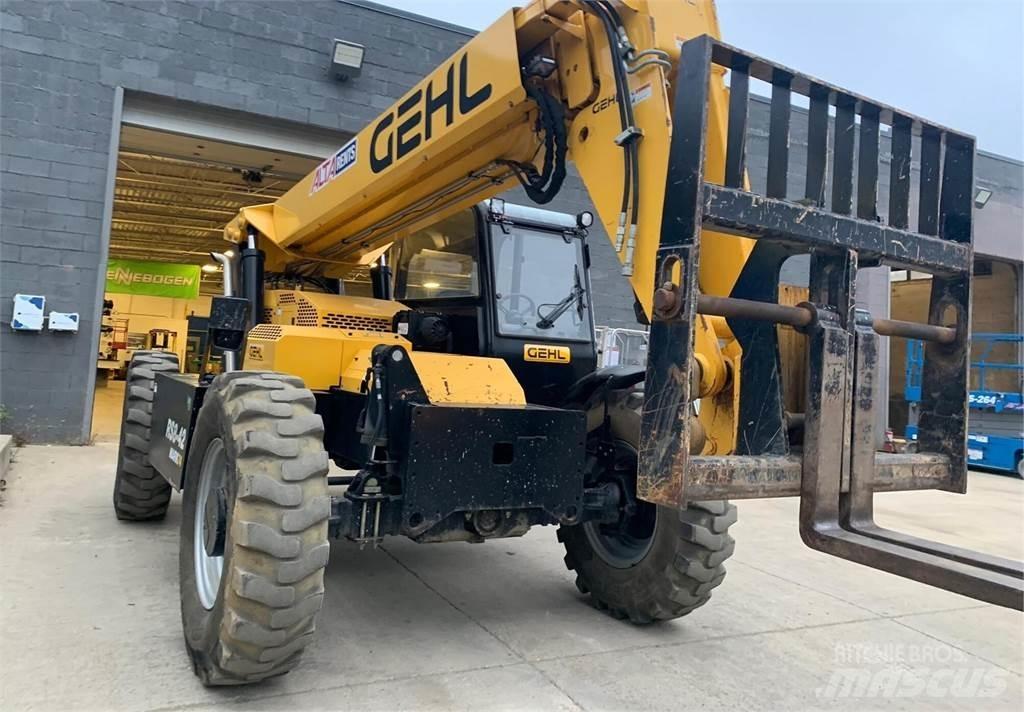 Gehl RS8-42 MARK 74 伸縮臂操作車
