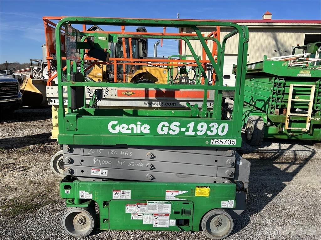 Genie GS1930 剪式升降機