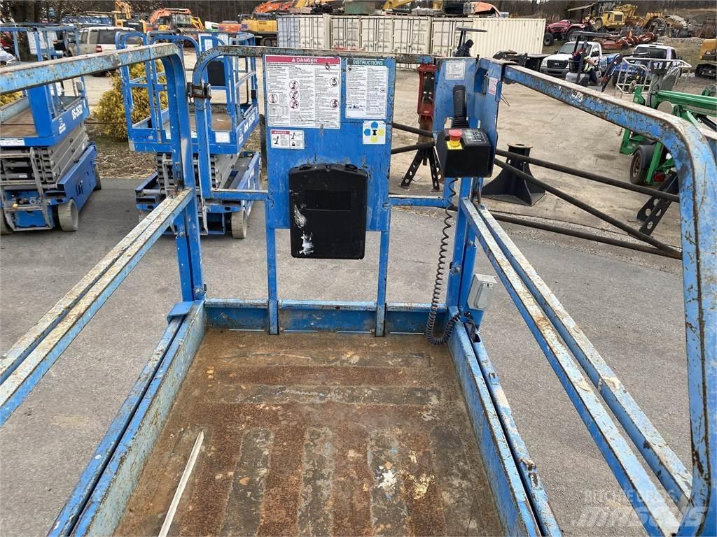 Genie GS3246 剪式升降機