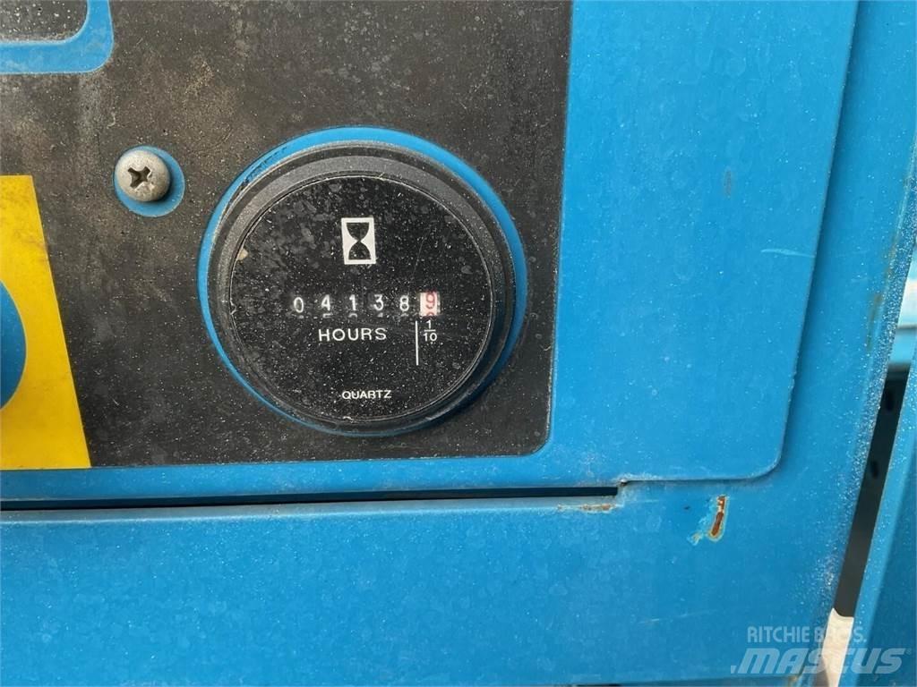 Genie GS4390RT 剪式升降機